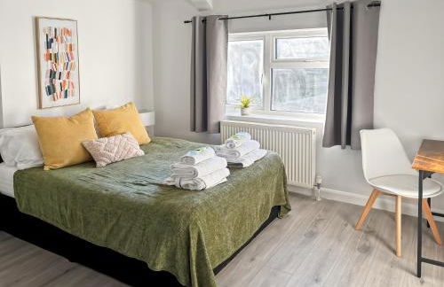 Family Holiday Home With Hot Tub & Sauna Sleeps 8 - Foto 52