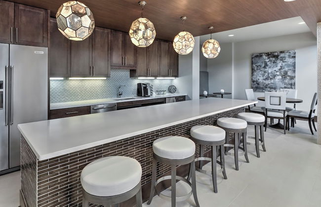 Global Luxury Suites Midtown Atlanta - Photo 29