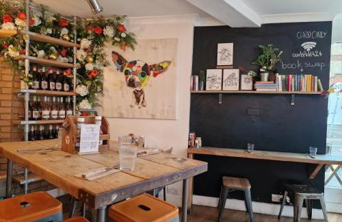 The Bean Apartment -Private 2 bedroom apartment - Foto 17