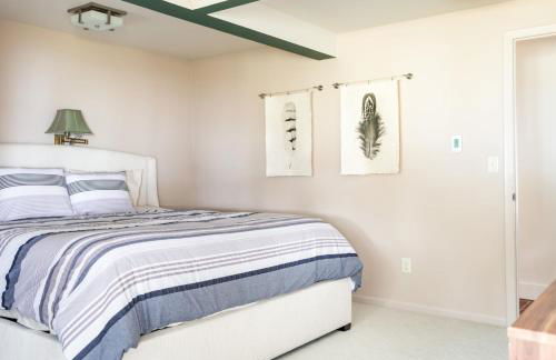 Sandbar Cedar Cottage on Lake Leelanau - Foto 40