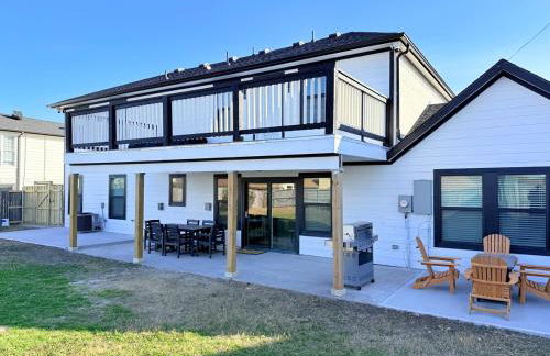 Cozy Lakeview Retreat Home - Photo 54