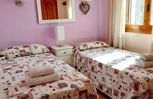 Villa totalmente independiente con piscina comunitaria - Foto 31