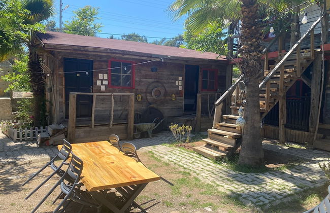 Kadir's Family House - Photo 65