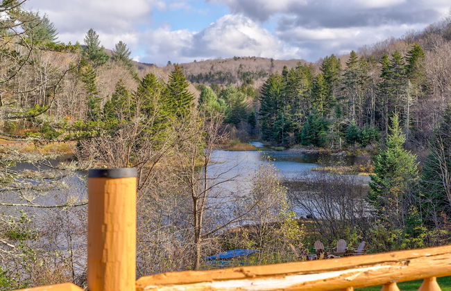 Mount Snow Cabin with Private Hot Tub by RedAwning - Foto 45