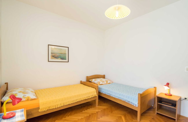 Comfortable Kastel Stafilic Apartment with Balcony - Two Bedroom Apartment with Balcony and Sea View - Foto 7