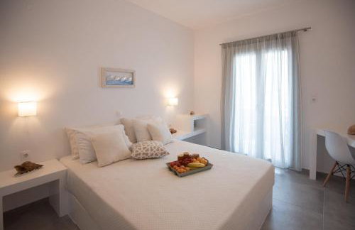 Flora & Agelos Studios - Paros - Photo 20