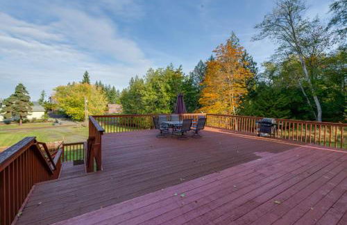 Herron Island Cabin with Deck Walk to Beach! - Foto 24