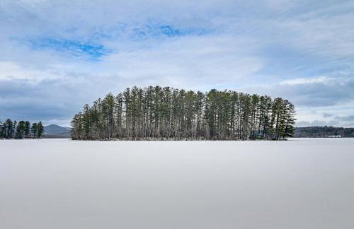 Lakeside Living in Wilton! Family Home with Views - Foto 3
