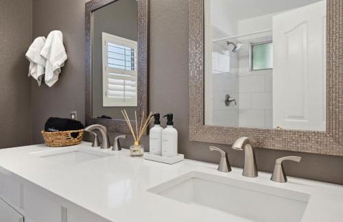 Chic Desert Retreat - Lush Spa Pool - Mini Golf - Foto 7