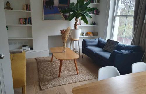 Charming Apartment Steps Away From Islington - Foto 1