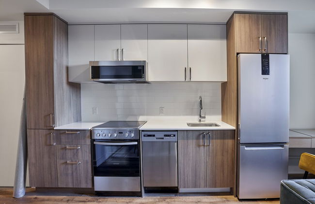 Corporate Business stays in MTL DT - Foto 14