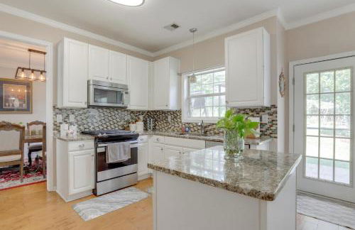 4 Mi to Chattahoochee River Family Home with Yard! - Foto 8