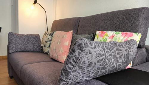 Alicante airport and beach - Foto 2