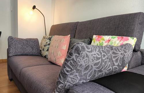 Alicante airport and beach - Foto 2