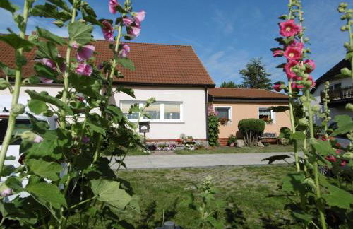 Idyllisch gelegene Ferienunterkuen - Foto 3