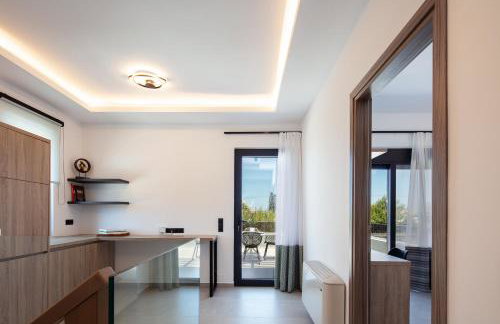 Sunnyside Villas, Just Steps to the Beach & Restaurants, By ThinkVilla - Photo 36