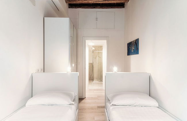 Pleasant Family Apt next to Lake Como - Photo 3