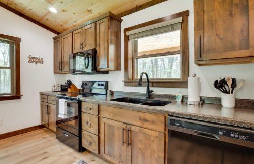 Private Hot Tub Hatfield Vacation Rental! - Foto 13