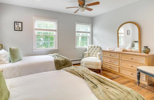 Pool, Sunroom and Gardens Luxe Sandy Hook Home! - Foto 20