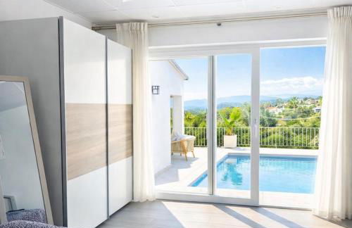 Espectacular villa junto a la playa, piscina privada y vistas al mar - Foto 17