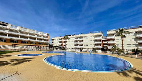 Apartamento con vistas al mar piscina padel - Foto 3