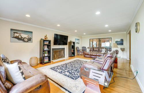 Bloomfield Retreat with Pool 6 Mi to Riverside Park - Foto 4