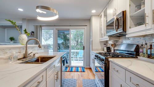 Peaceful Luxury 3 beds*Lake*Kitchen*LaundryMetro - Foto 3, Other