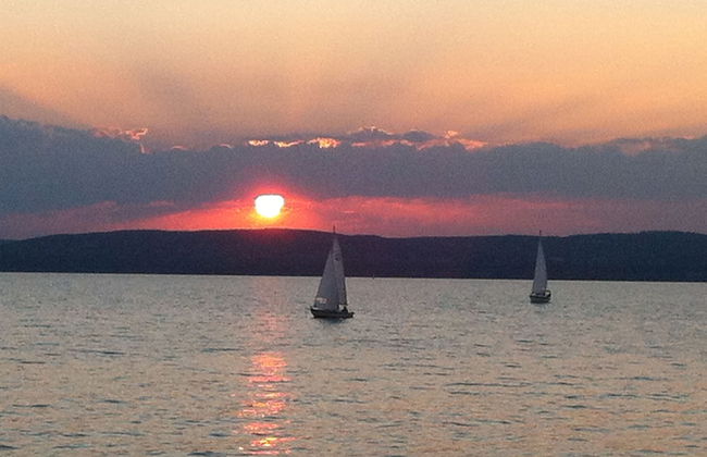 Sunshine Beach House directly at the lake - Foto 31