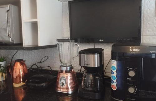 Casa Guarujá Esquina com Beira mar com Piscina grande na Enseada Pé na areia 50 metros - Foto 10