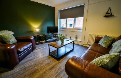 Woodcock House 3 Bedrooms Workstays UK - Photo 5