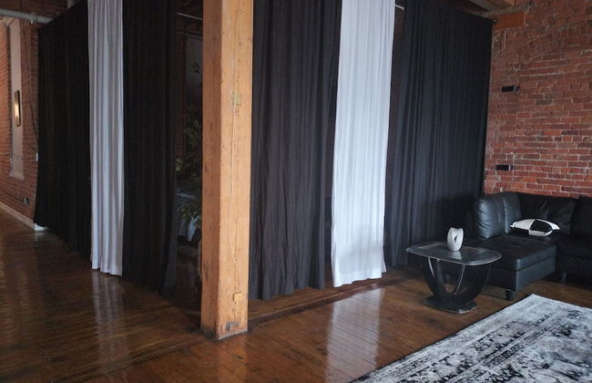 Downtown Detroit Loft - Fully equipped & Absolutely Gorgeous theme by RedAwning - Foto 22