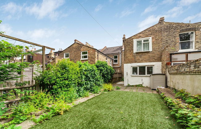 Modern Victorian Home With Secret Garden - Foto 27