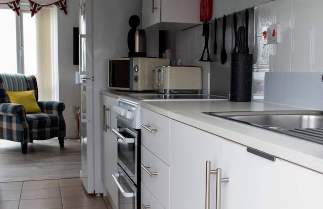 Stunning 3-bed Cottage in Lowestoft - Foto 4