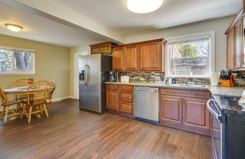 Pueblo House by Riverwalk, 2 Miles to Fairgrounds! - Foto 9