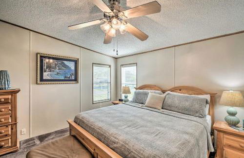 Sunny Waterfront Welaka Home with Private Dock! - Foto 13