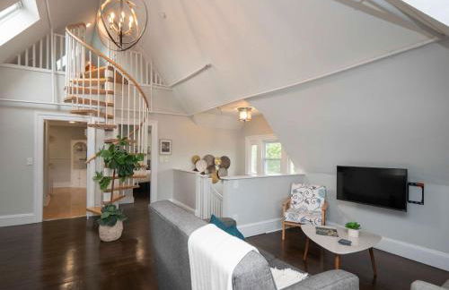 Jennifer's Unique Loft Near Brown 2 Parking Spots - Foto 8