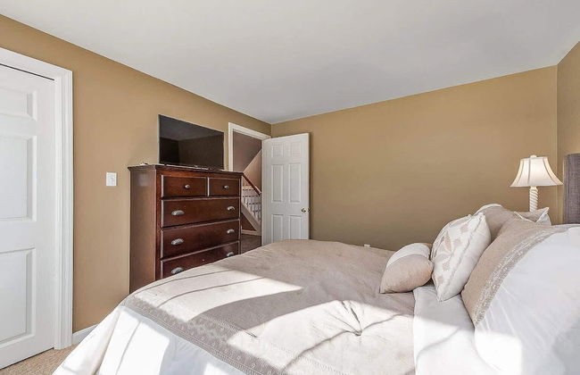 Not So Moody Stay for 10! - Foto 10