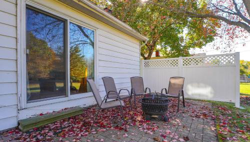 Jackson Home w/ Fire Pit & Yard: 3 Mi to Downtown - Foto 2
