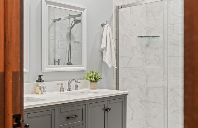 Boulder Pointe by Avantstay Deck Forest Views Boulder Lake Club Passes - Foto 27