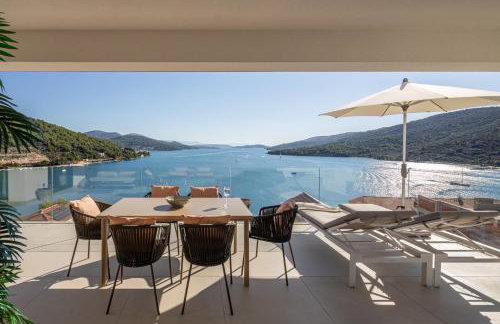 Luxury Sea View Penthouse "Marina Living" Pool, Adria, Split Region - Photo 56