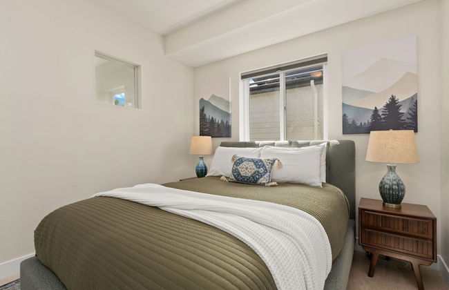 Contemporary Gem - Rooftop Deck & Private Hot Tub! - Foto 3