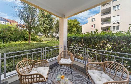 Barrierefrei - Privatparkplatz - zentral im Grünen - Foto 9