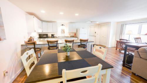 Upscale Moosehead lake Suite downtown Greenville - Foto 4