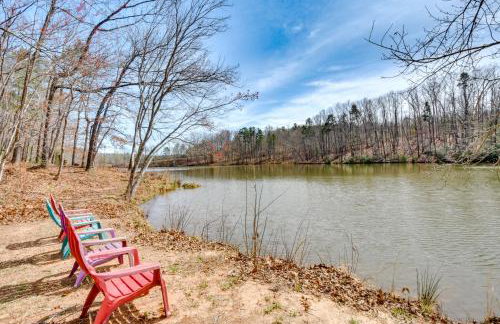 Waterfront Seneca Cabin about 4 Mi to Boat Launch! - Foto 30