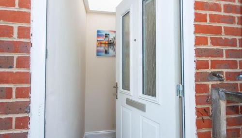 Saffron Studios - Photo 5