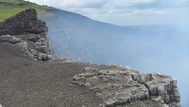 Excursión al volcán Masaya y laguna de Apoyo - Foto 4, Gases del volcán Masaya
