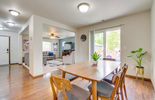 Walk to Trails and Golf Sedro-Woolley Retreat! - Foto 6