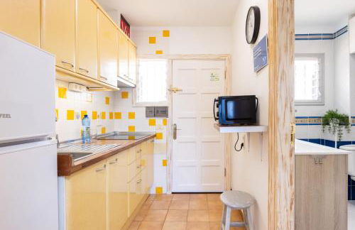 TenoHomes Oceanview Studio with Balcony - Foto 15