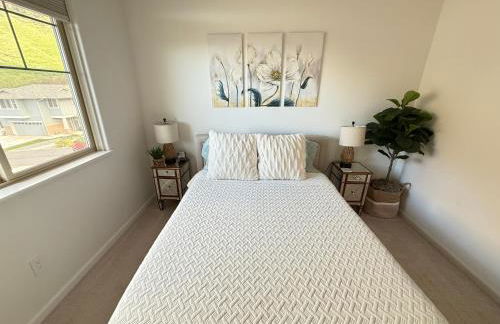 New 4 Bedroom Home with Ocean and Gorgeous Mountain Views in the gated community of Mauna Olu - Foto 45