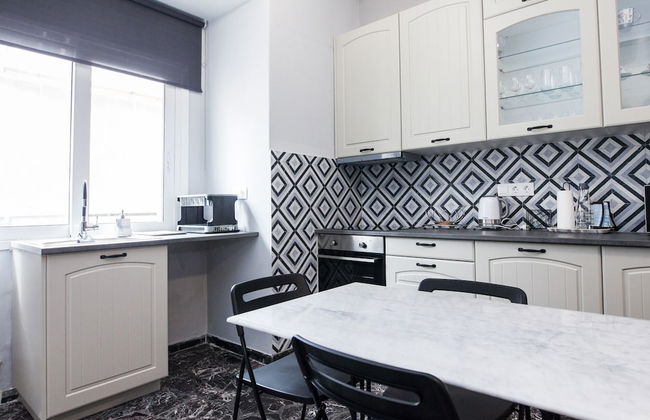 Modern apt with Increbilbe Athens Views - Foto 17